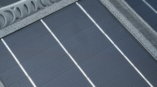 The Great Solar Panel Showdown: White vs. Black Backsheets!