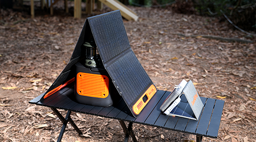 How Lum Pyramid Differs from Traditional Solar Power Banks